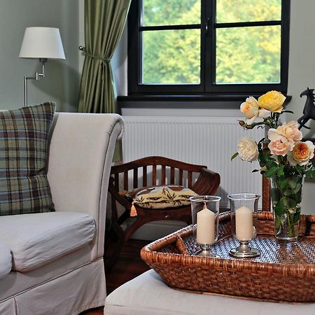 Schlosshotel Marihn エクステリア 写真