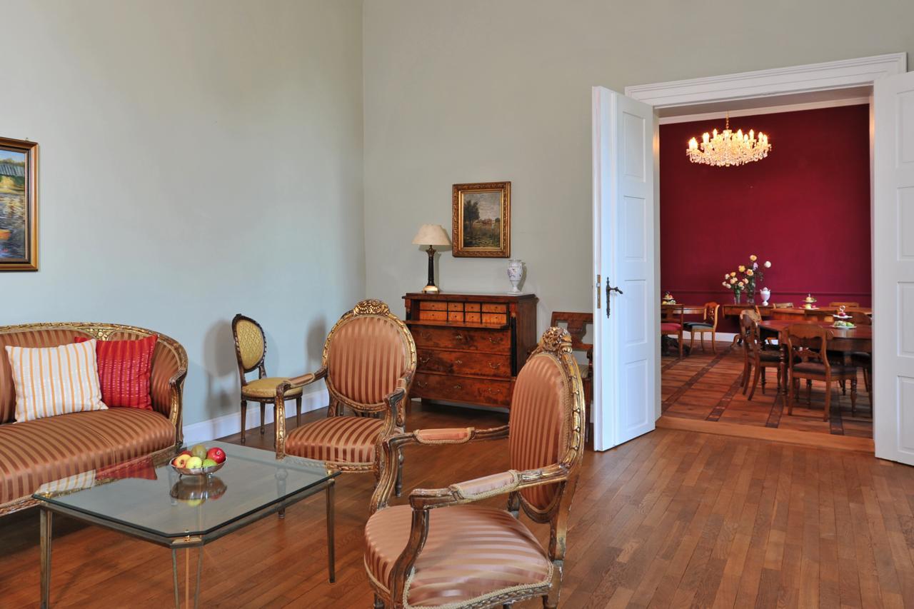 Schlosshotel Marihn エクステリア 写真
