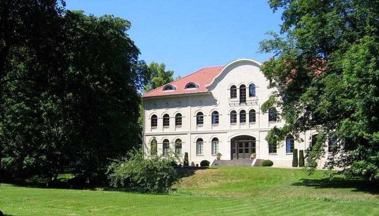 Schlosshotel Marihn エクステリア 写真
